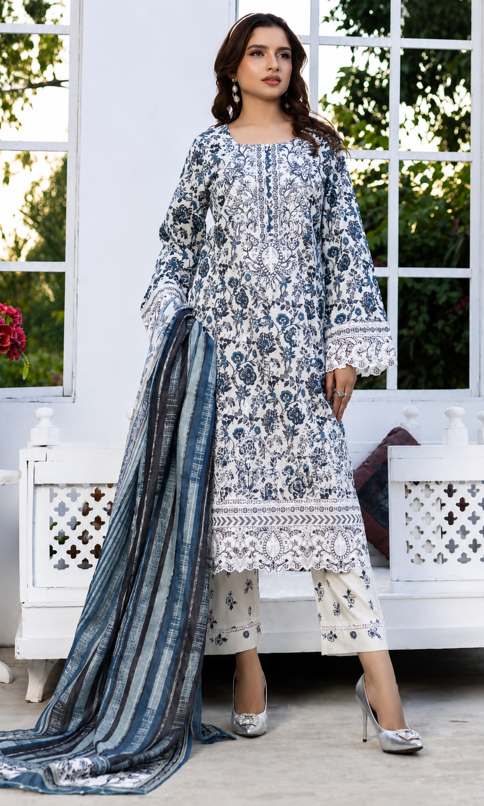 Munira Noor-e-Neel 3 Piece Stitched Suit
