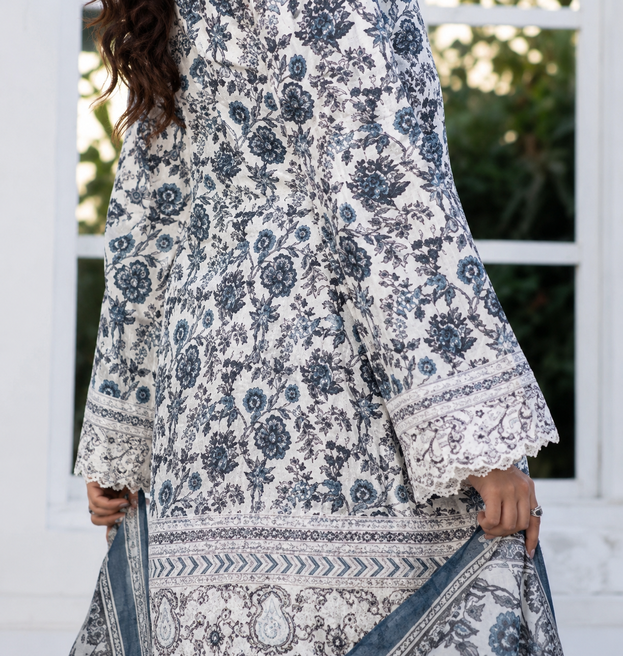 Munira Noor-e-Neel 3 Piece Stitched Suit