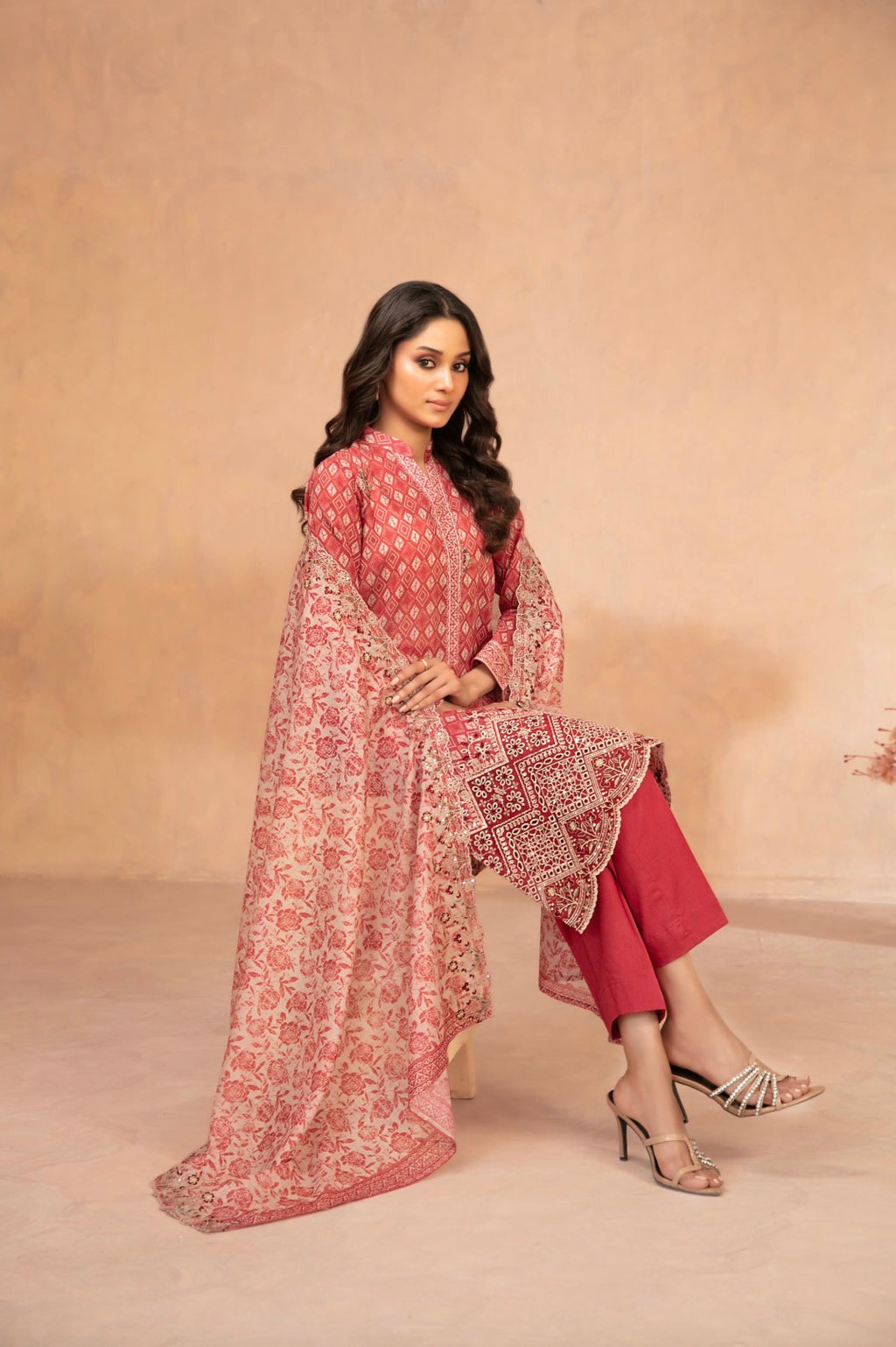 Tawakkal Daaliya Unstitched 3-Piece Suit – Ruby Bloom