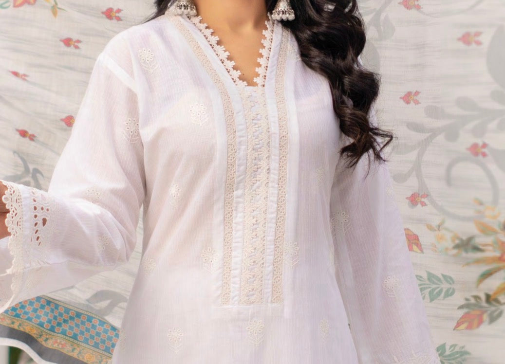 Munira stitched 3-Piece Suit – Ivory Blossom